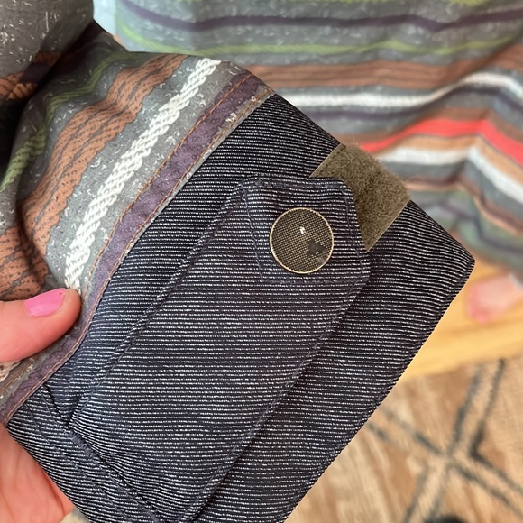 Burton DryRide Snowboarding Skiing Jacket EUC - Picture 9 of 13